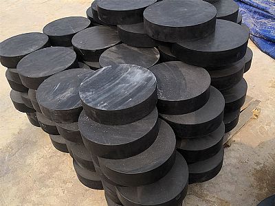 龙亭区板式橡胶支座由若干层橡胶片与薄钢板经加压硫化